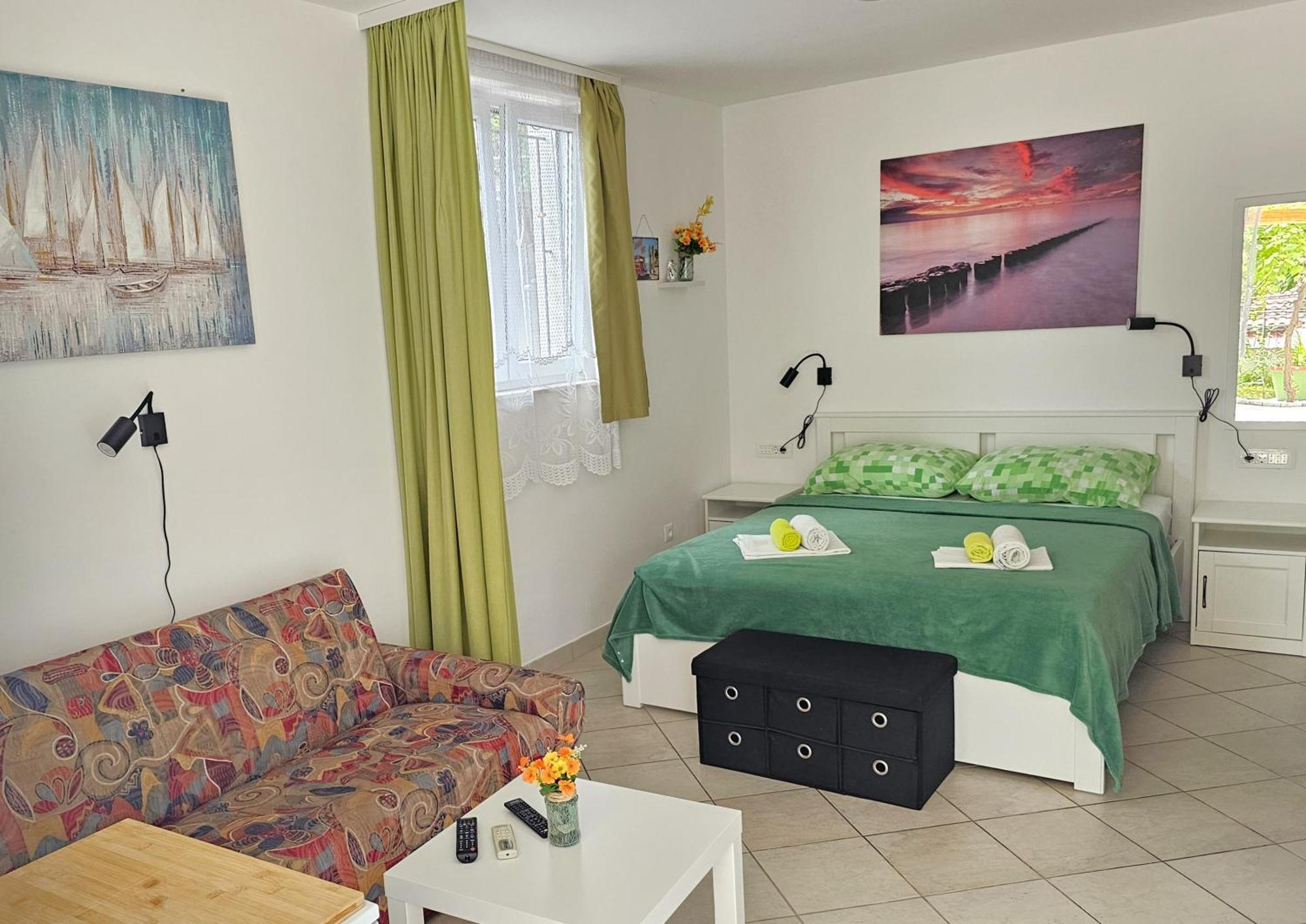 Apartments Crikvenica Megan 1 Exteriör bild